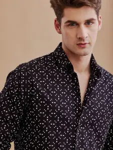 Aldeno Comfort Geometric Printed Spread Collar Regular Fit Cotton Casual Shirt