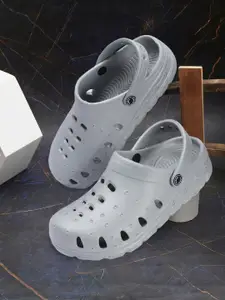 The Roadster Lifestyle Co. Men Self Design Clogs