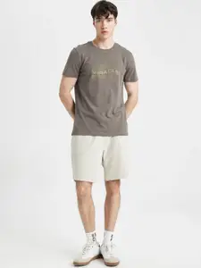 DeFacto Men Mid Rise Pure Cotton Shorts