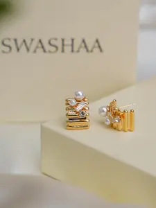 SWASHAA Pearls Gold-Plated Contemporary Studs Earrings