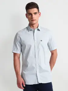 Arrow Sport Geometric Printed Spread Collar Short Sleeves Cotton Casual Shirt