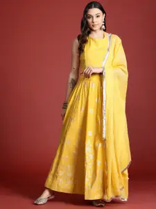 Anouk Printed Ready to Wear Halter Neck Smocked Lehenga & Blouse With Dupatta