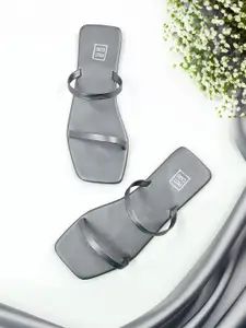 POSTCARD No Back Strap One Toe Flats