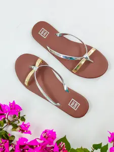 POSTCARD Strappy One Toe Flats