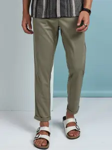 HIGHLANDER Men Knitted Slim Fit Chinos Trouser