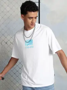 HIGHLANDER Typography Printed Relaxed Fit Drop-Shoulder Sleeves Cotton  T-shirt