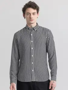 Snitch Black & White Striped Classic Slim Fit Opaque Casual Shirt