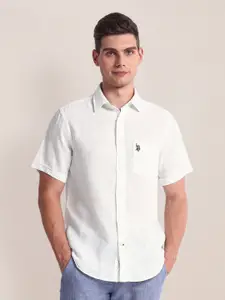 U.S. Polo Assn. Spread Collar Short Sleeves Tailored Fit Casual Shirt