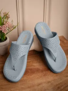 Shezone Women Open Toe Flats with Laser Cuts