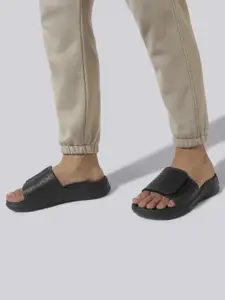 NEEMANS Men Rubber Open Toe Sliders