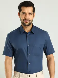 Indian Terrain Spread Collar Classic Slim Fit Opaque Formal Shirt