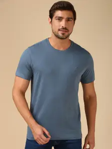 Van Heusen Innerwear Men Solid Crew Neck Short Sleeves T-Shirt