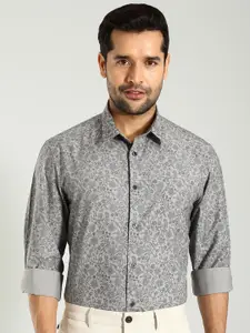 Indian Terrain Men Floral Classic Slim Fit Opaque Printed Casual Shirt