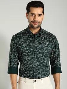 Indian Terrain Spread Collar Long Sleeves Classic Slim Fit Floral Printed Formal Shirt