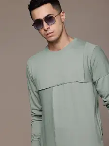 The Roadster Lifestyle Co. Solid Regular Fit Sweatshirt