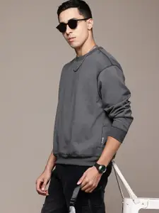 The Roadster Lifestyle Co. Pullover Sweatshirt