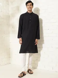 Fabindia Men Striped Chikankari Woven Kurta