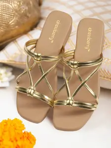 DressBerry Women Embellished Open Toe Flats