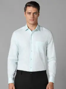 Louis Philippe Men Opaque Checked Formal Shirt