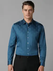 Louis Philippe Men Slim Fit Opaque Semi Formal Shirt