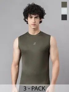 ATICX Men Typography 3 Monochrome Applique Slim Fit T-shirt