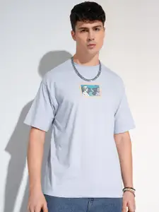 HIGHLANDER Men Typography Printed Pockets T-shirt