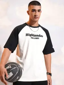 HIGHLANDER Men Colourblocked Extended Sleeves T-shirt