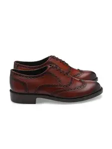 LEGWORK Men Textured Formal Oxfords Shoes