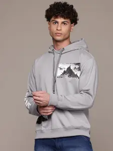 The Roadster Lifestyle Co. Printed Hooded Sweatshirt