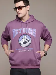 The Roadster Lifestyle Co. Men Printed Relaxed Fit Hooded Sweatshirt