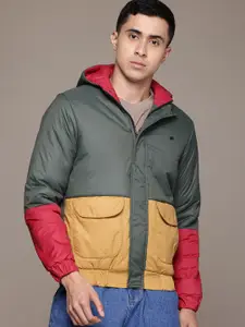 The Roadster Lifestyle Co. Men Colourblocked Padded Jacket