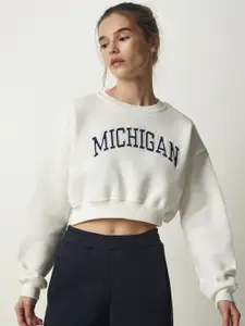 Happiness istanbul Typography Printed Straight Pullover Cotton Crop Sweatshirt