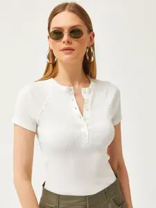 Olalook Round Neck Raglan Sleeves Top