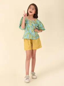 Fabindia Girls Floral Printed Puff Sleeves Top With Shorts
