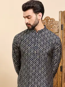 Anouk Geometric Printed Handloom Kurta