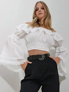 Trend Alacati stili Off-Shoulder Bell Sleeve Cotton Blouson Crop Top
