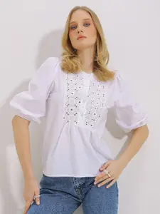 Trend Alacati stili Bell Sleeve Cotton Top