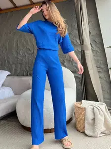 BIANCO LUCCI Self-Design Round Neck Drop-Shoulder Sleeves Top With Trousers