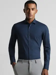 Peter England Spread Collar Long Sleeves Geometric Printed Slim Fit Formal Shirt