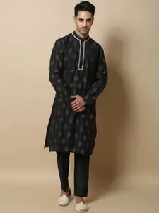 FILORI STUDIO Men Ethnic Motifs Woven Design Mandarin Collar Thread Work Straight Kurta