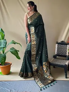 DEVATITHI Woven Design Zari  Banarasi Saree