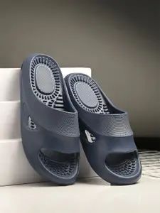 The Roadster Lifestyle Co. Men Navy Blue Ortholite Comfortable Cushion Sliders