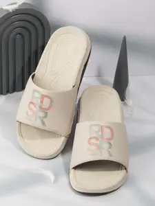 The Roadster Lifestyle Co. Men Beige Printed Sliders