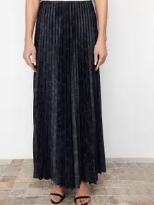 Trendyol Printed Pleated A-Line Skirt