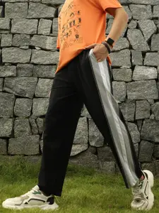 NOBERO Men Colorblocked Straight Fit Joggers