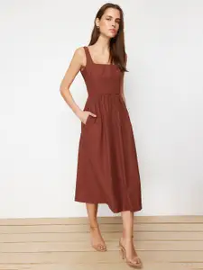 Trendyol Square Neck Sleeveless Cotton A-Line Midi Dress