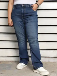 Freeform by High Star Women Stove Pipe High-Rise Light Fade Jeans