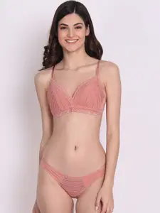 Spiaty Self Design Lightly Padded Bra With Mid-Rise Briefs