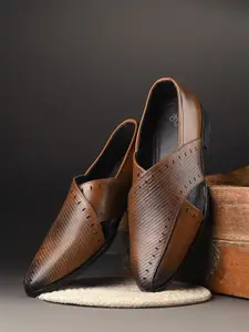 House of Pataudi Men Shoe-Style Sandals