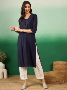 Vastramyaa Square Neck Thread Work Straight Kurta